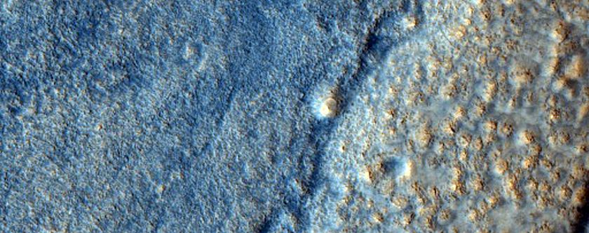 Interaction entre mesa et coulement  Acidalia Planitia