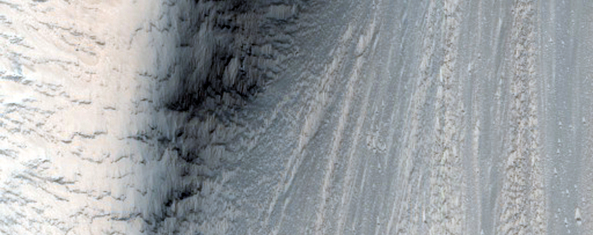 Layered Deposits Near Echus Chasma
