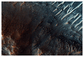 Espectacular disseny de dunes i roques subjacents a Ares Vallis