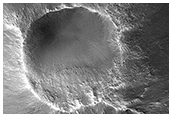 Turó amb el cim amb forma de cràter