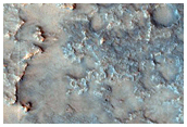 Freiliegendes Grundgestein im Antoniadi Krater