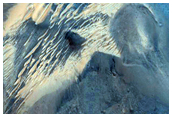 Light-Toned Layered Deposits within Noctis Labyrinthus Depression