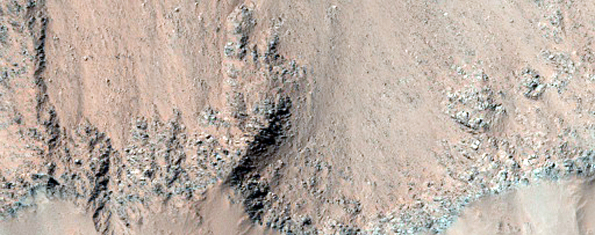Steep Slope in Coprates Chasma
