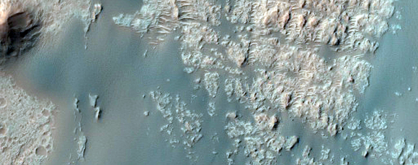 Ongoing Dune Activity in Ganges Chasma

