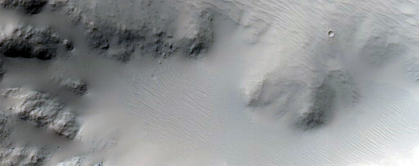 Well-Preserved 6-Kilometer Impact Crater
