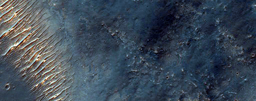 Terrain in Hydrae Chasma

