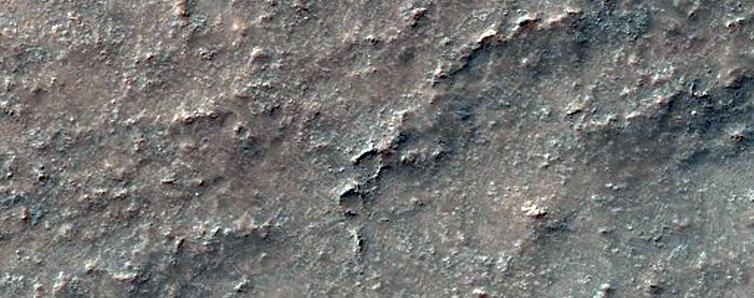 Wrinkle Ridge in Solis Planum
