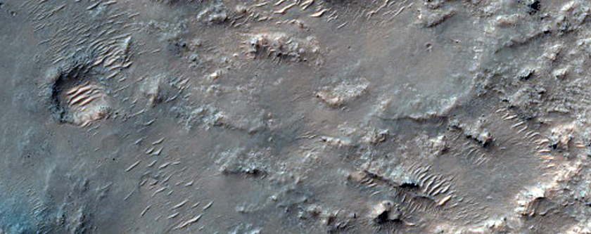 Ridges in Huygens Crater
