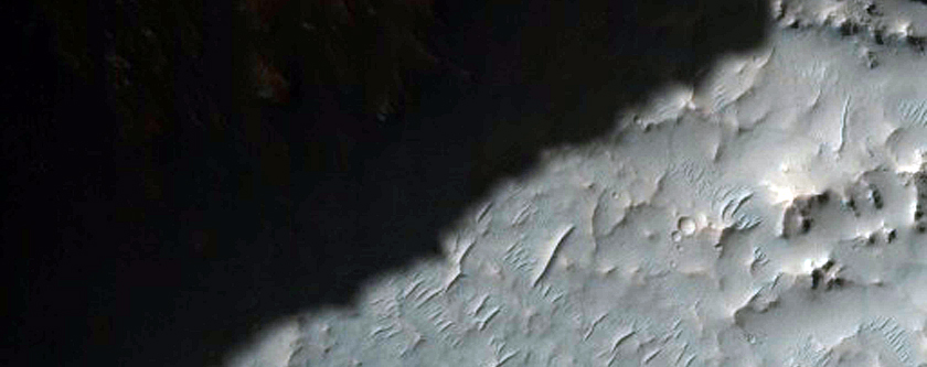 Monitor Slopes in Daedalia Planum
