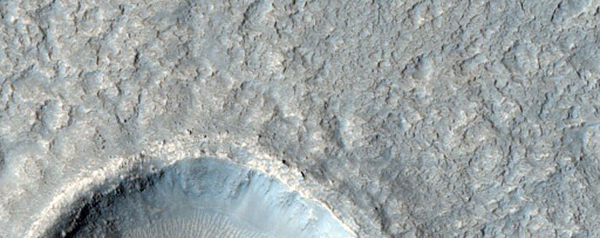 Crater with Thin Ejecta in Ismeniae Fossae Region
