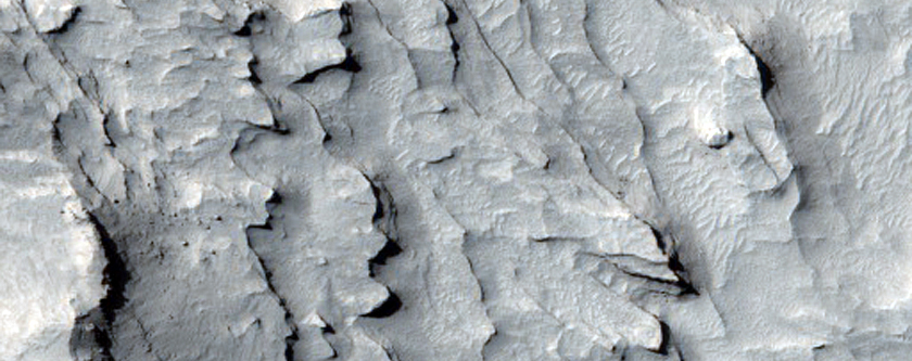 Layers in Mounds in Aeolis Planum Region
