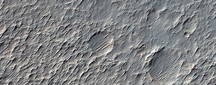 Geologic Contact between Light and Dark Units in Eridania Region
