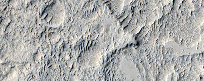 Prøve av terreng fra Mars og erodert krater