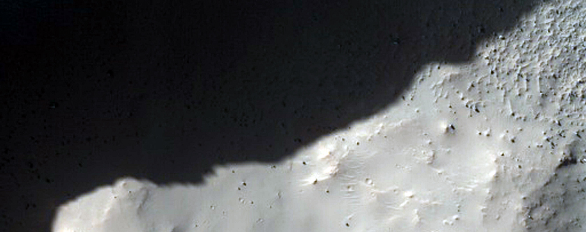 Well-Preserved Impact Crater
