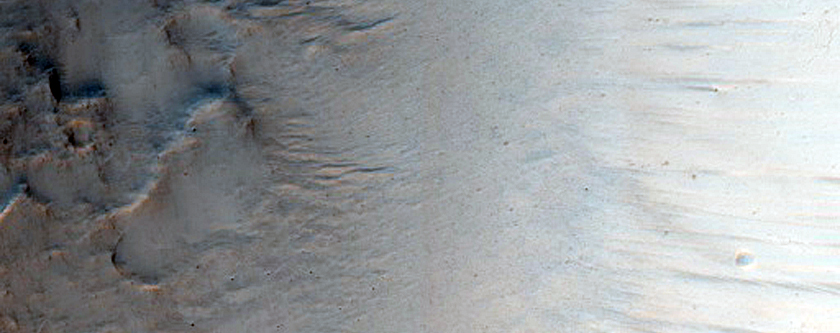 Crater Near Isidis Planitia
