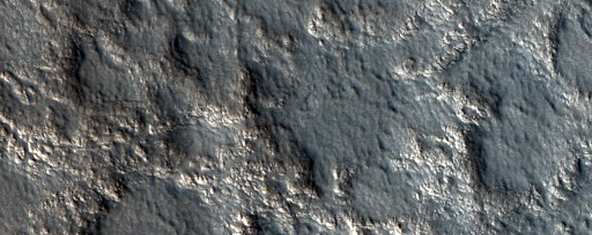 Morphologically Distinct Lyot Crater Floor
