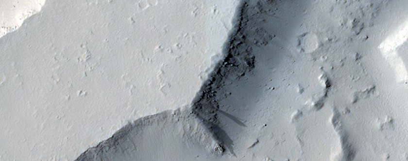 Crater with Blocky Interior in Marte Vallis
