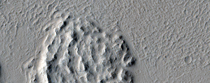 Rise in Eastern Echus Chasma
