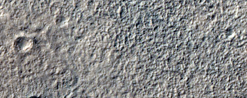 Possible Dikes South of Reull Vallis
