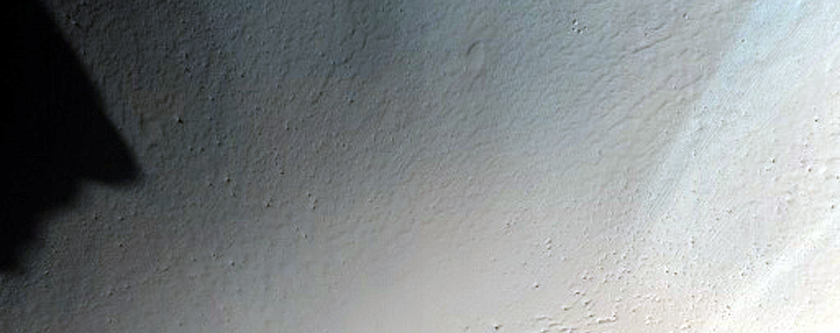 Crater in Daedalia Planum
