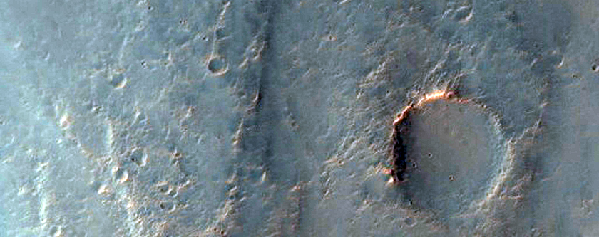 Rim of Verlaine Crater
