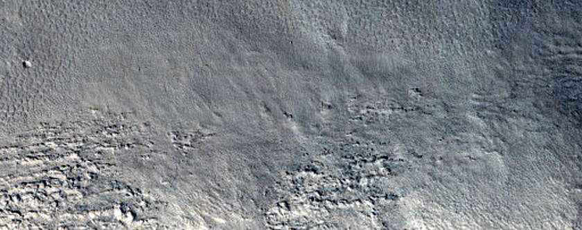 Gullies on Mound in Mareotis Fossae
