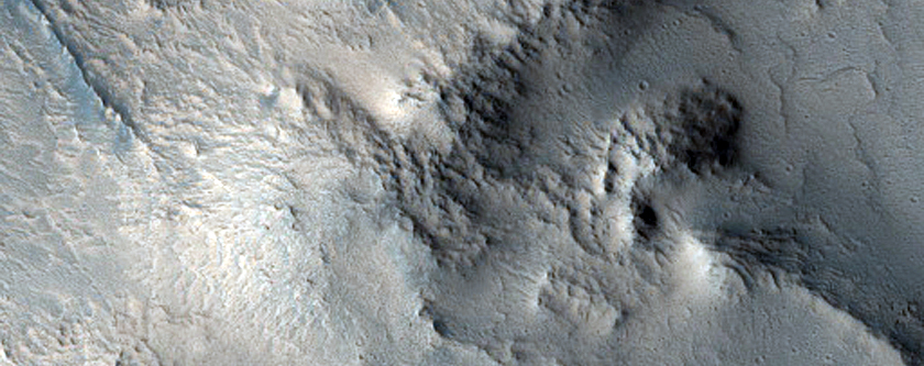 Central Uplift of 15-Kilometer Diameter Crater
