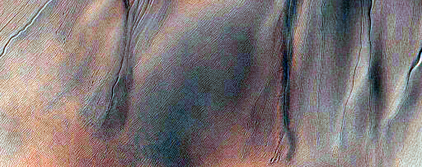 Dune Gullies in Aonia Terra
