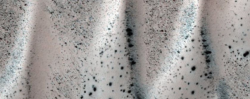 Monitor Frost on Dunes in Viking 573B30 and 573B32
