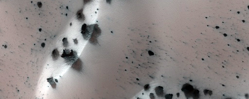 Intracrater Dune Field and Associated Extra-crater Dark Streak
