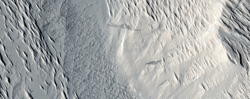 Features in Medusae Fossae Formation
