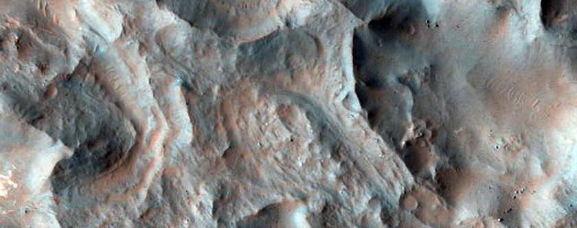Light-Toned Deposits along Coprates Chasma Floor
