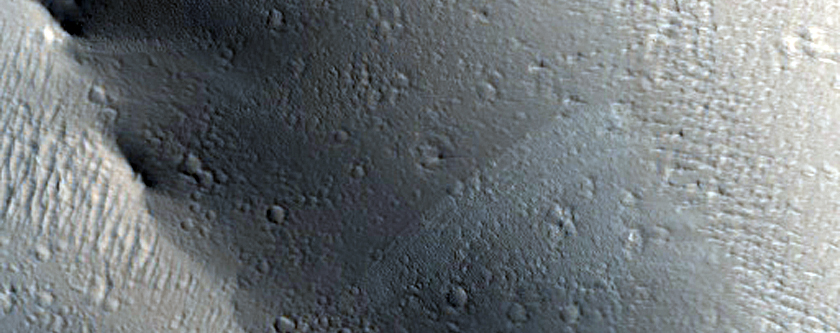Intra-Block Faulting in Olympus Mons Aureole
