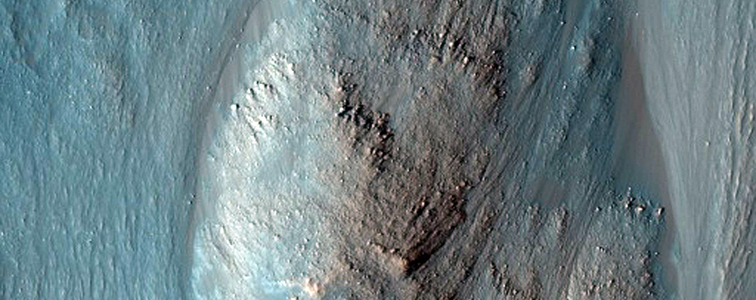 Steep Slopes of Hebes Chasma
