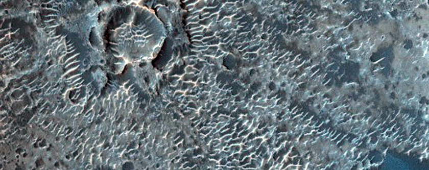 Layers in Crater in Meridiani Planum

