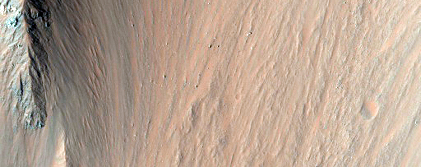 Monitor Steep Slopes in Ganges Chasma
