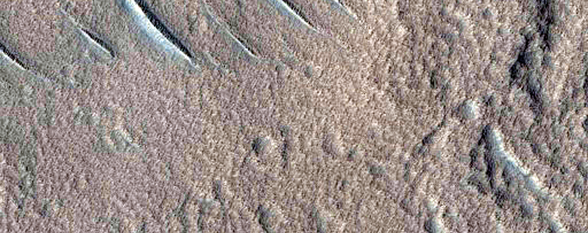 Layers on Floor of Noctis Labyrinthus