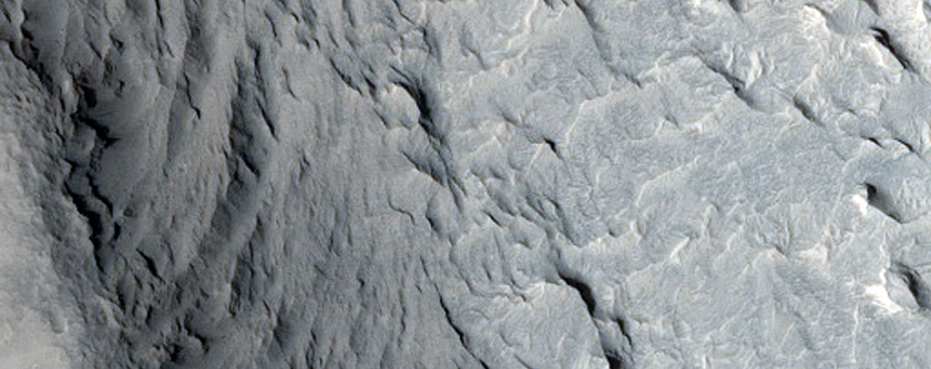 Layers along Base of Mesa in Aeolis Region