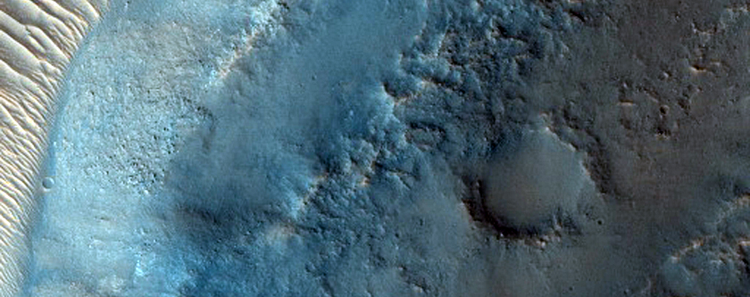 Channel in Lobo Vallis