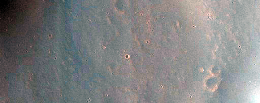 ערוצים במכתש צפונית ל-Hellas Planitia