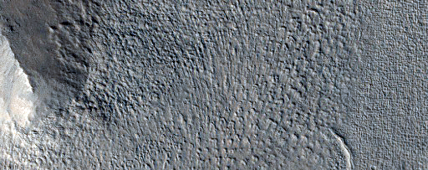 Dipping Layers in Crater in Arabia Terra
