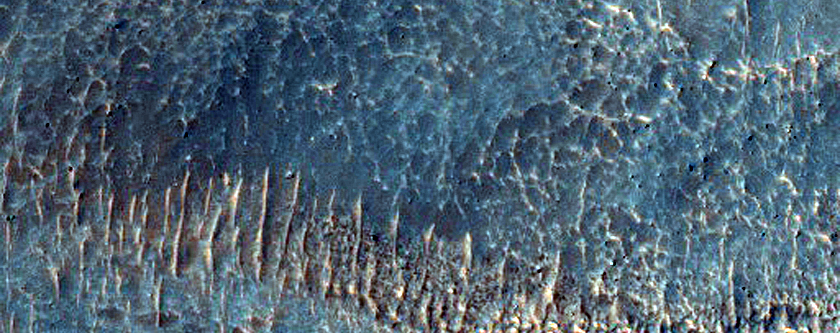Layers along Mesa in Hellas Planitia
