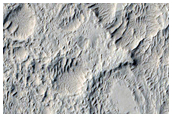 Prve av terreng fra Mars ogerodert krater