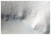 Well-Preserved 6-Kilometer Impact Crater
