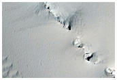 Noctis Fossae

