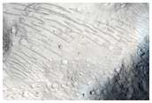 Silinka Vallis Converging with Slope