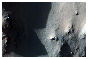 Central Peaks in Horowitz Crater
