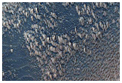 Noctis Labyrinthus
