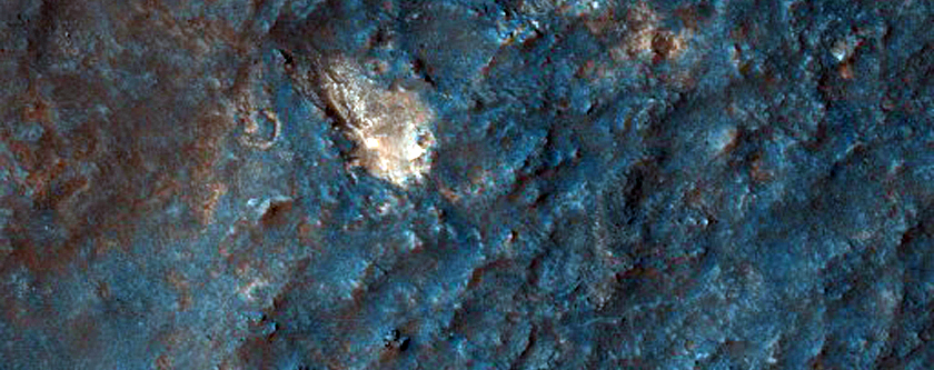 Layers along Ridge in Hellas Planitia
