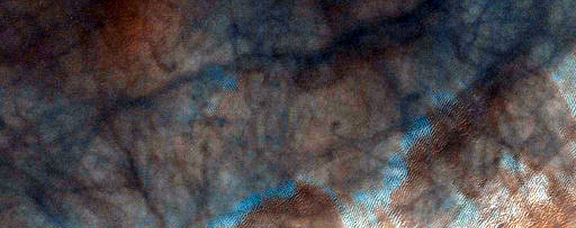 USGS Dune Database Entry Number 1876-563 Olivine-Rich Intracrater Dunes
